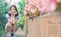 女生迈开腿和男生扑克的区别